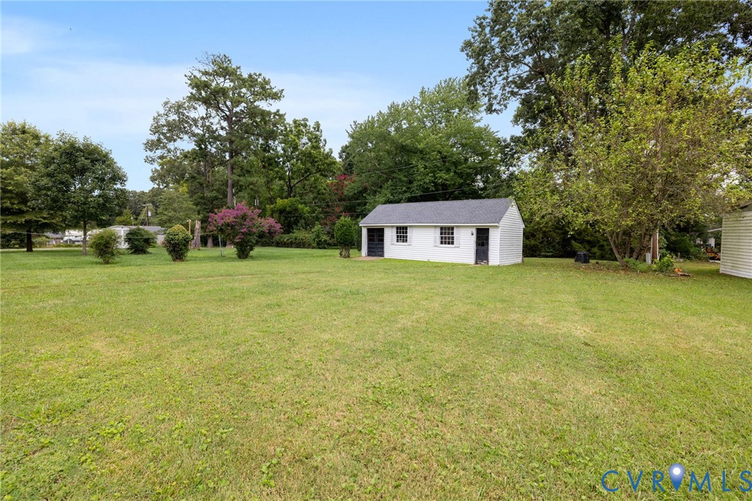 308 Woodview Dr
