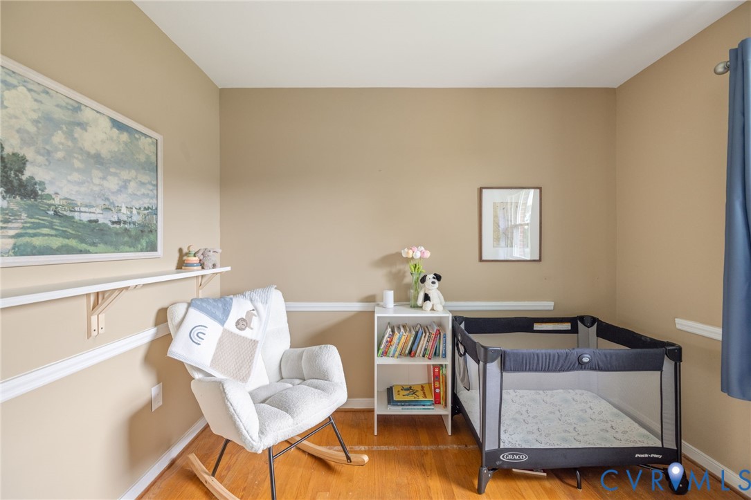 308 Woodview Dr