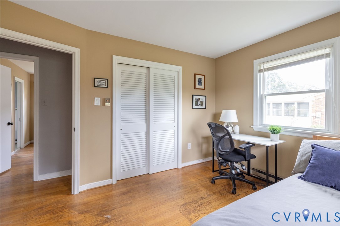 308 Woodview Dr