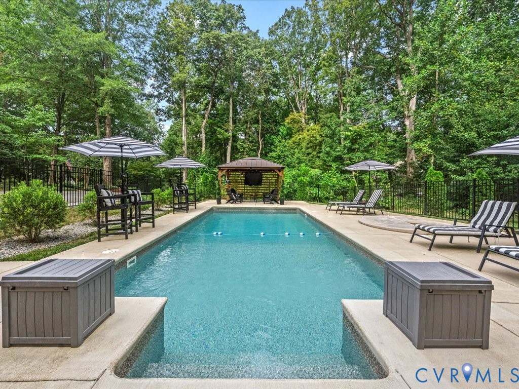 11821 Rothbury Dr