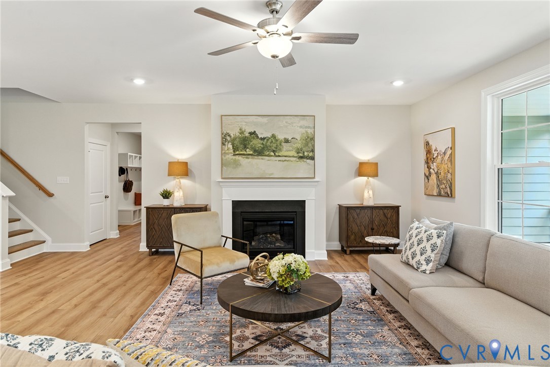 1363 Meadow Grove Dr