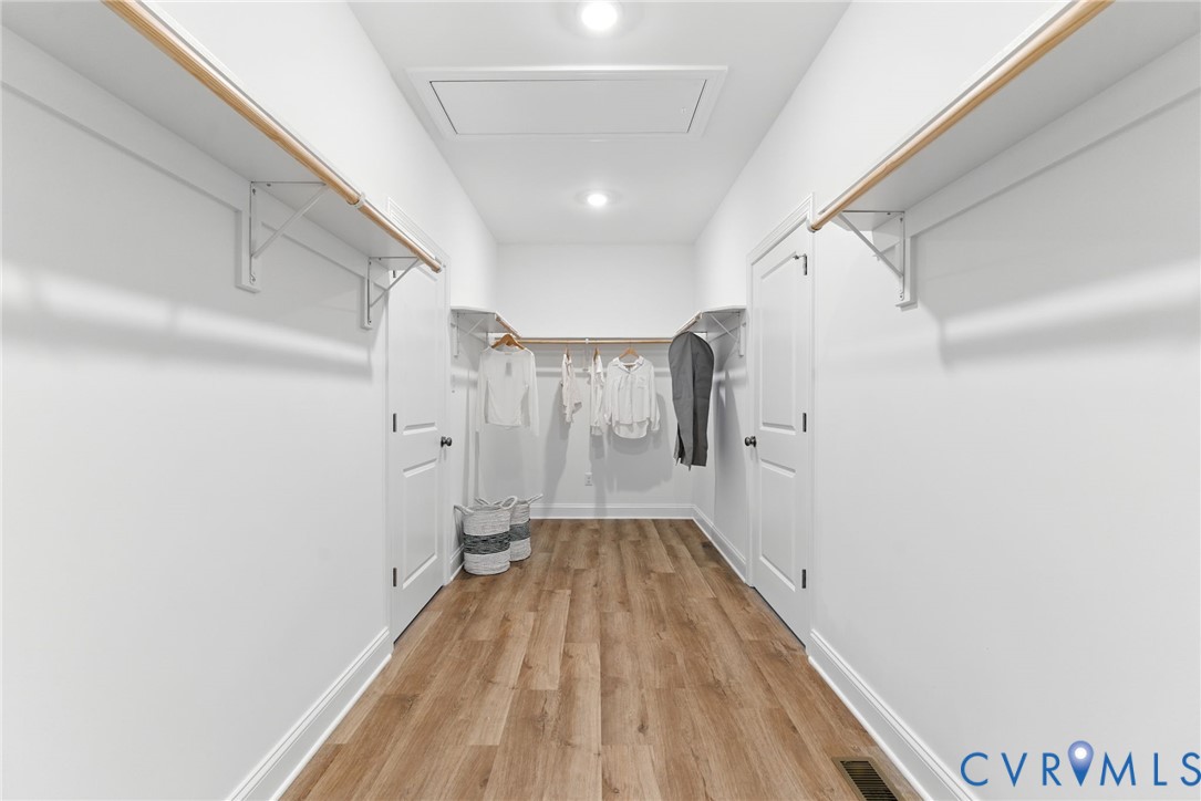 1363 Meadow Grove Dr