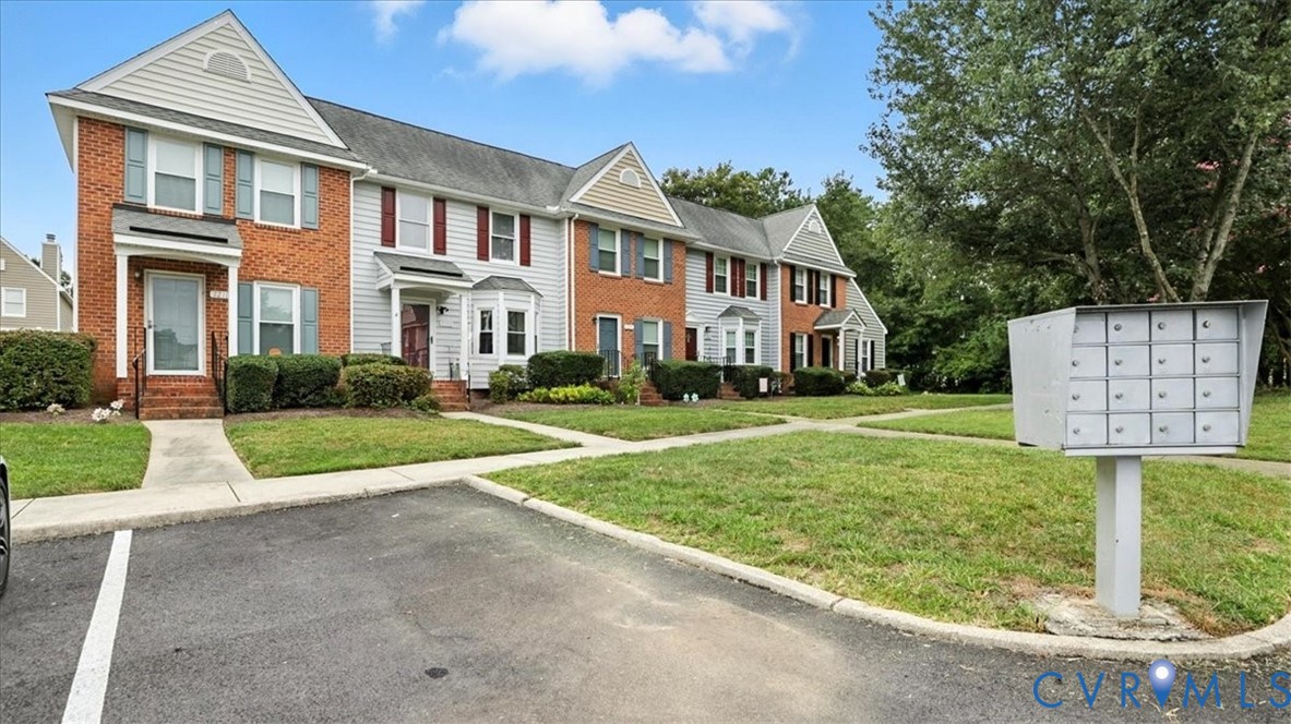 7213 Shelton Ct