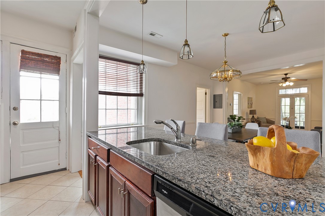 1610 Grove Ave Unit#U10