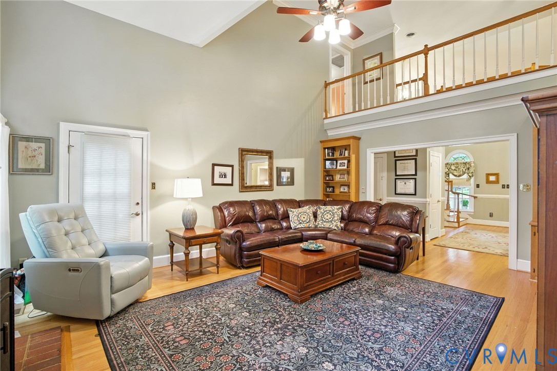 106 Huddersfield Dr