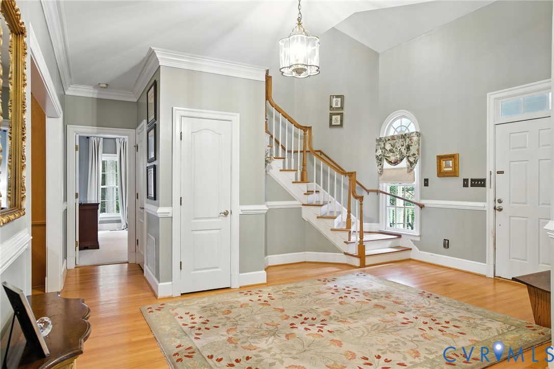 106 Huddersfield Dr