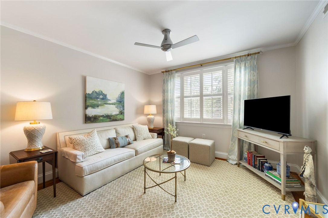 38 E Lock Ln Unit#4