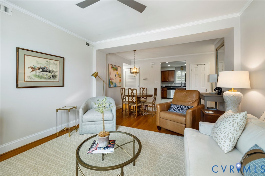 38 E Lock Ln Unit#4