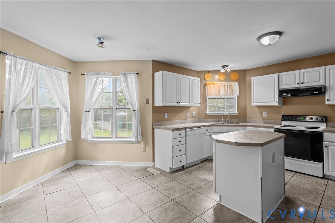 9525 Kennedy Station Ter