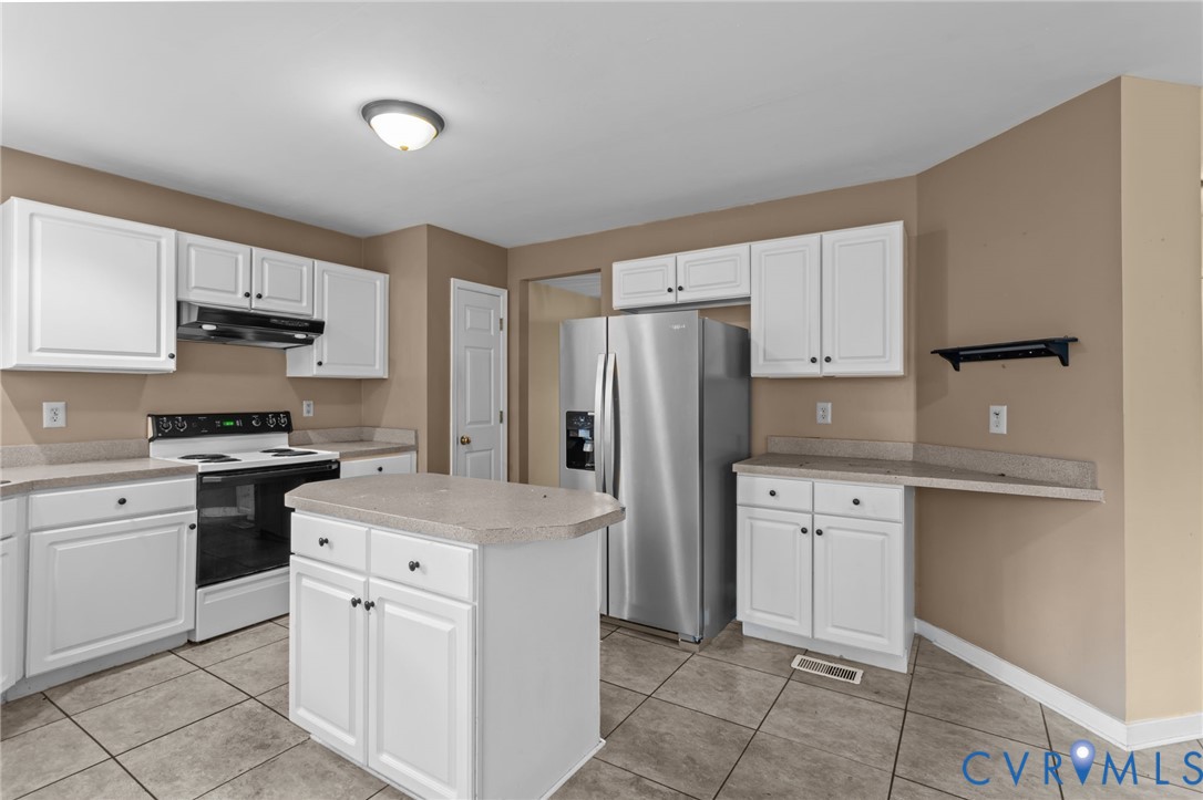 9525 Kennedy Station Ter