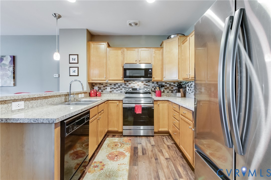 7357 Jackson Arch Dr