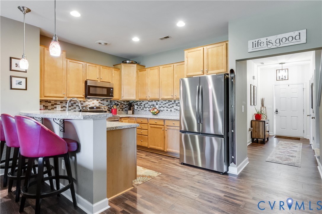 7357 Jackson Arch Dr