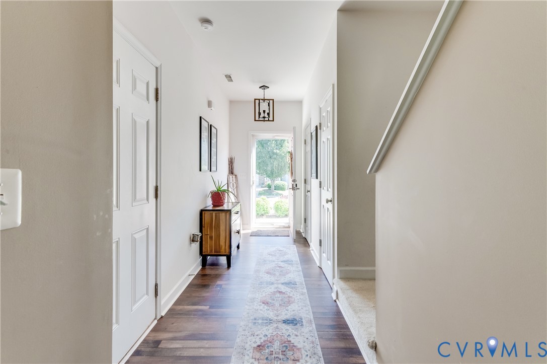 7357 Jackson Arch Dr