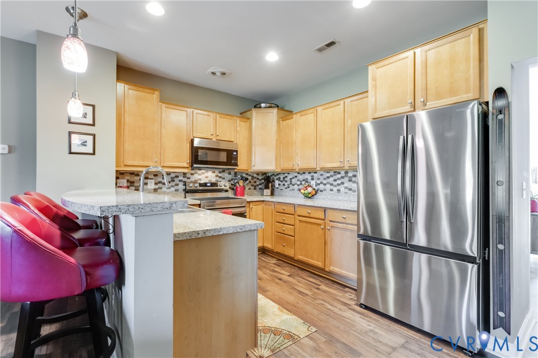 7357 Jackson Arch Dr