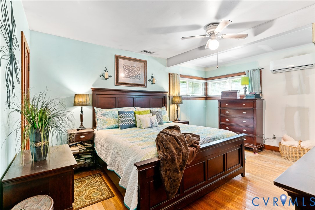 9261 South Courthouse Rd