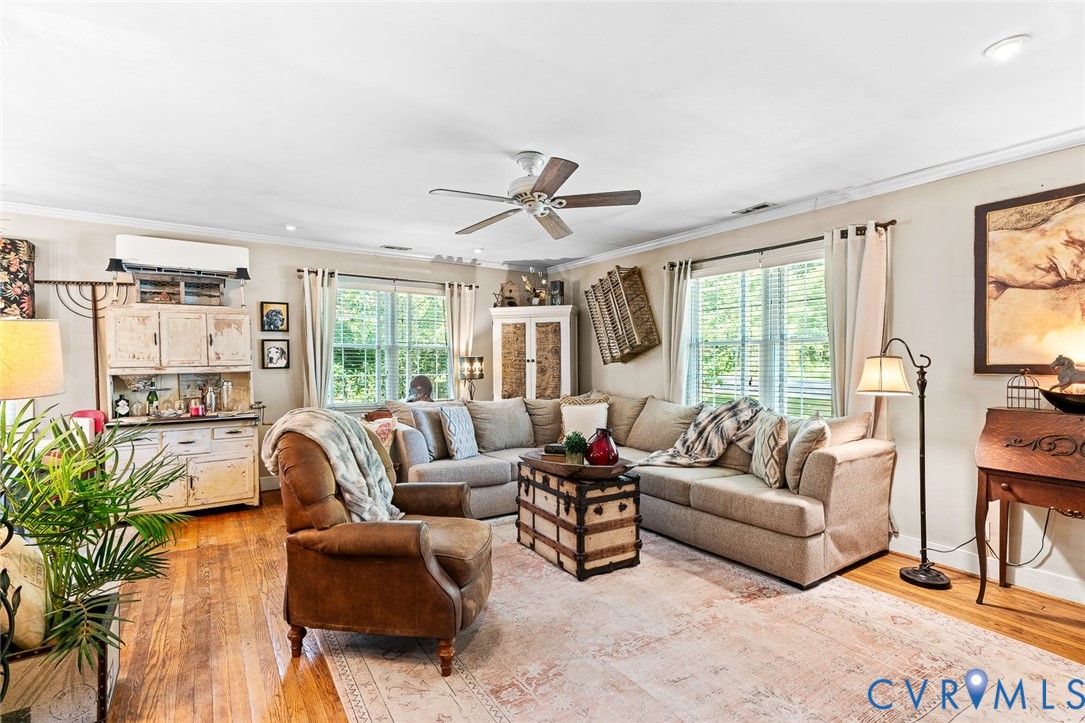 9261 South Courthouse Rd