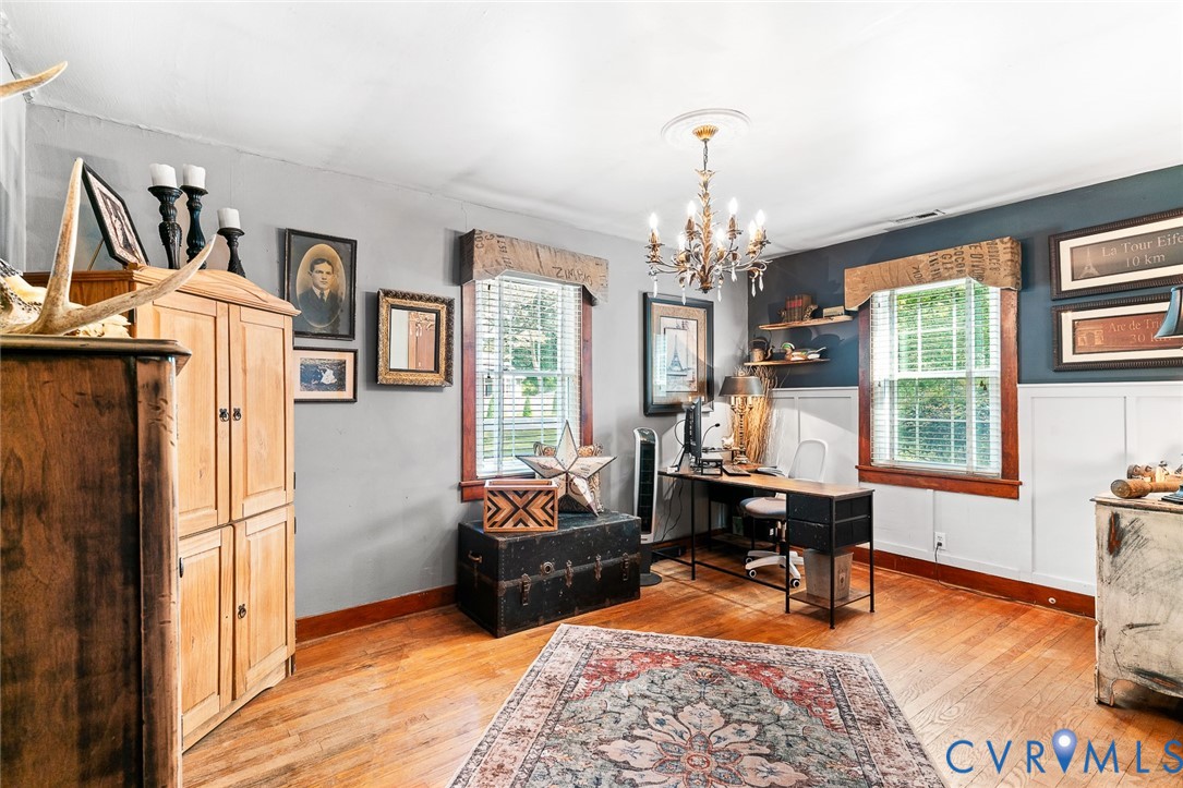 9261 South Courthouse Rd