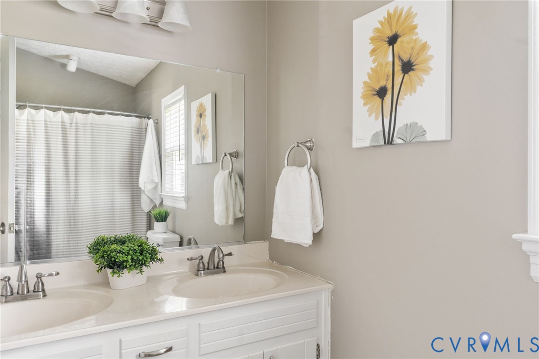 3808 Three Bridge Rd