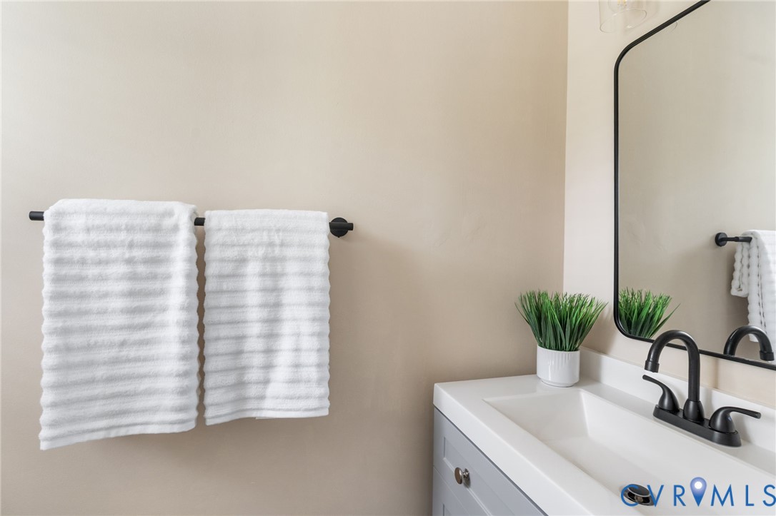 3808 Three Bridge Rd