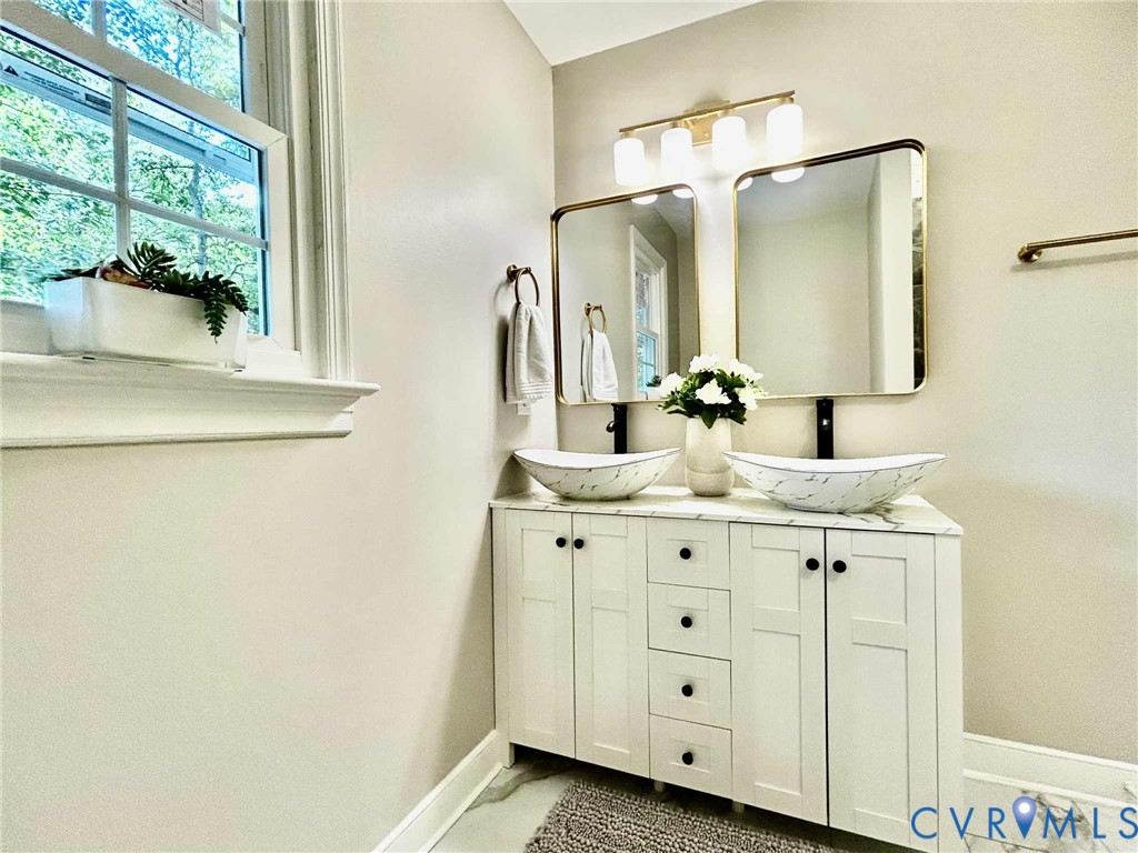 13817 Sterlings Bridge Rd