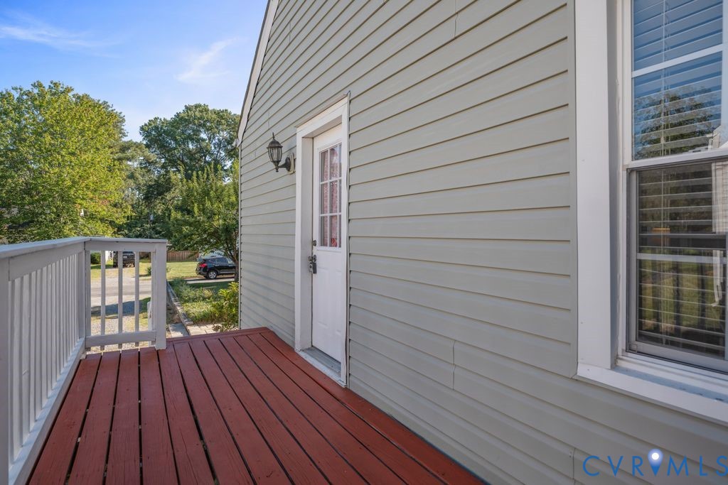 4909 Regent Rd