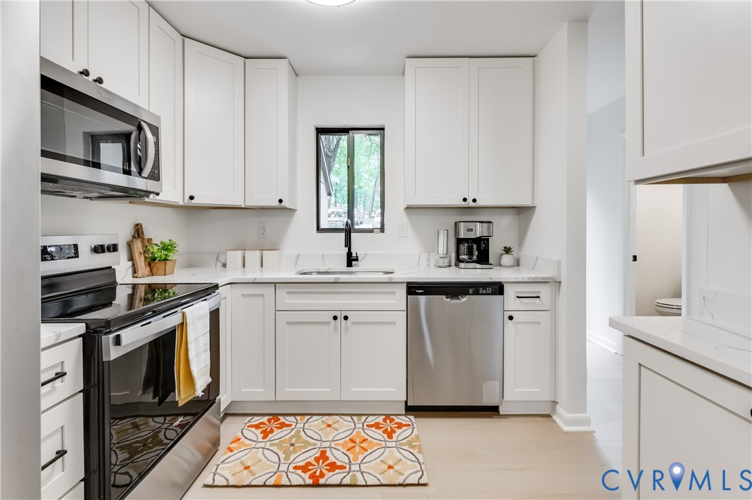 11904 W Briar Patch Dr