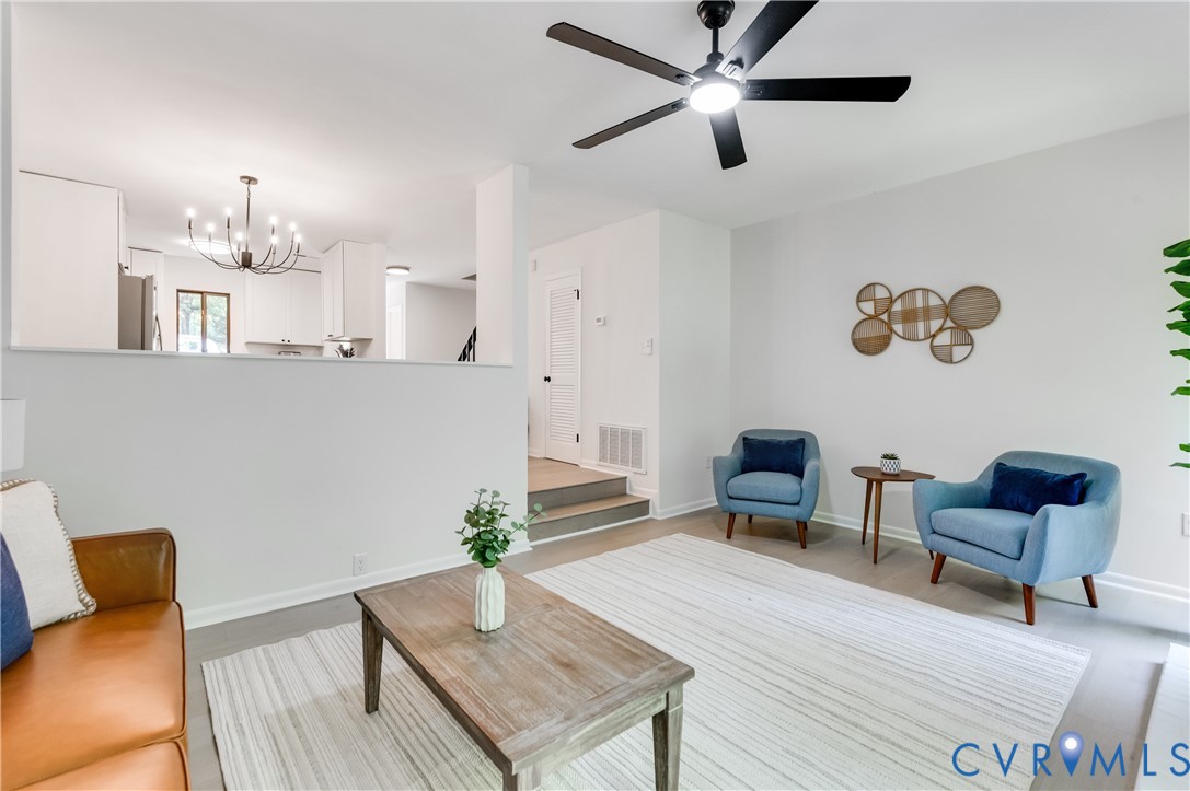 11904 W Briar Patch Dr