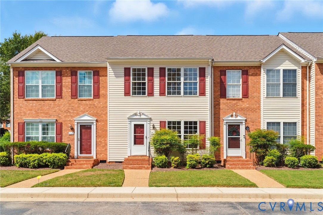 2716 Goyne Loop