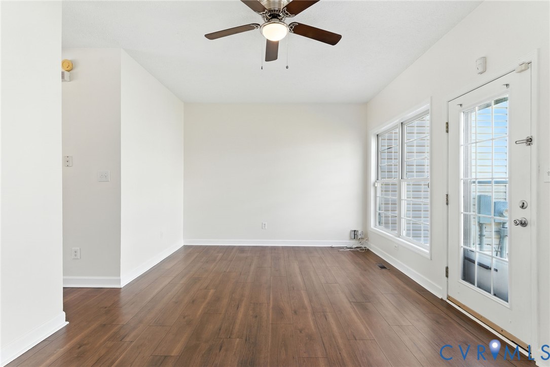 2716 Goyne Loop