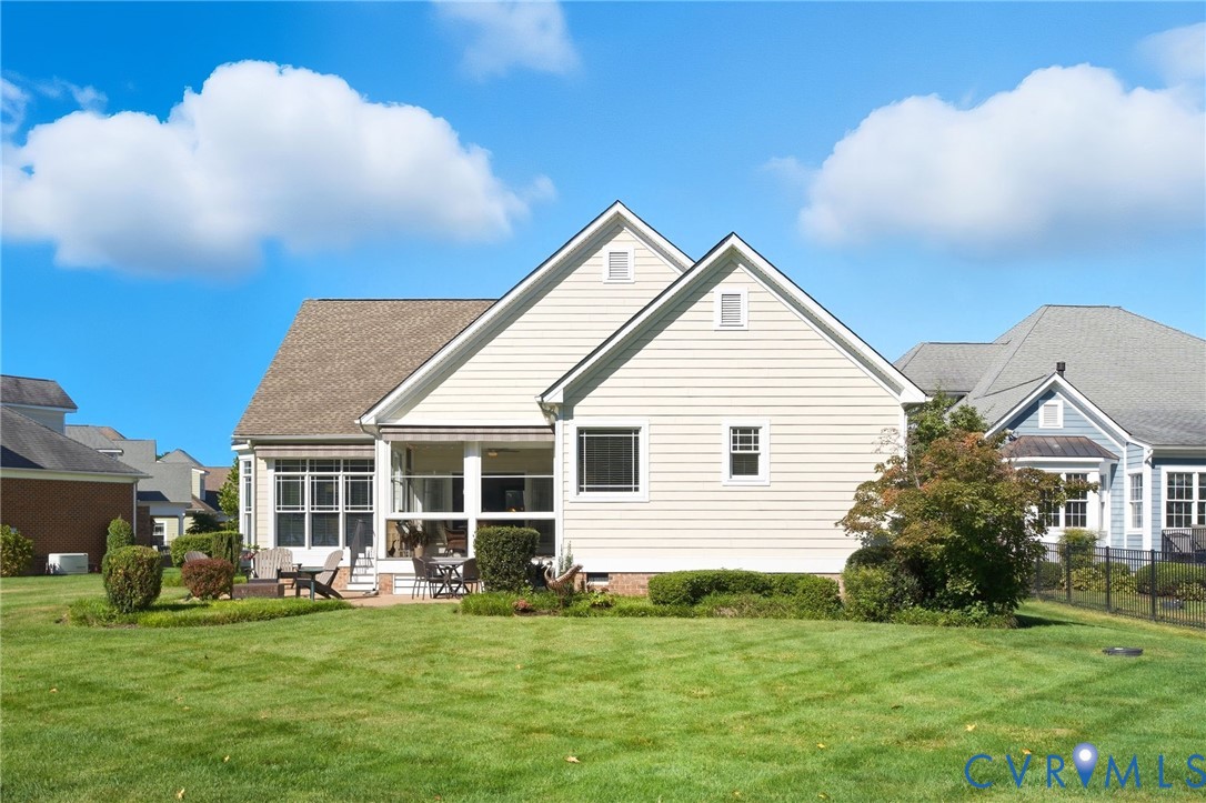 15201 Heron Pointe Way