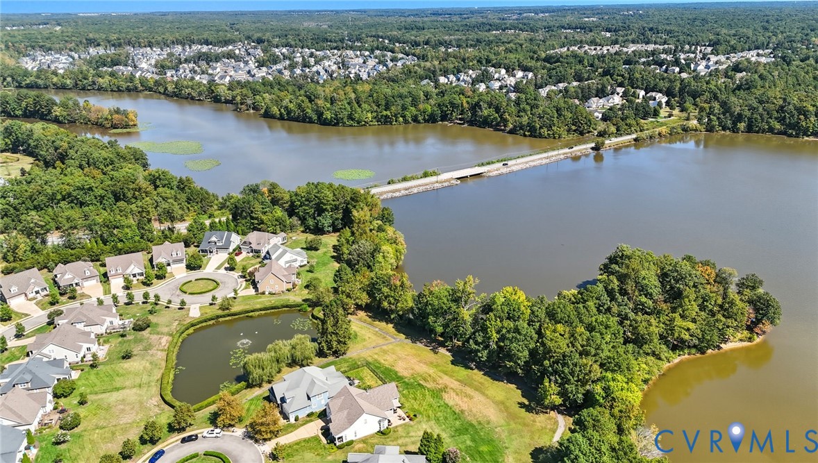 15201 Heron Pointe Way