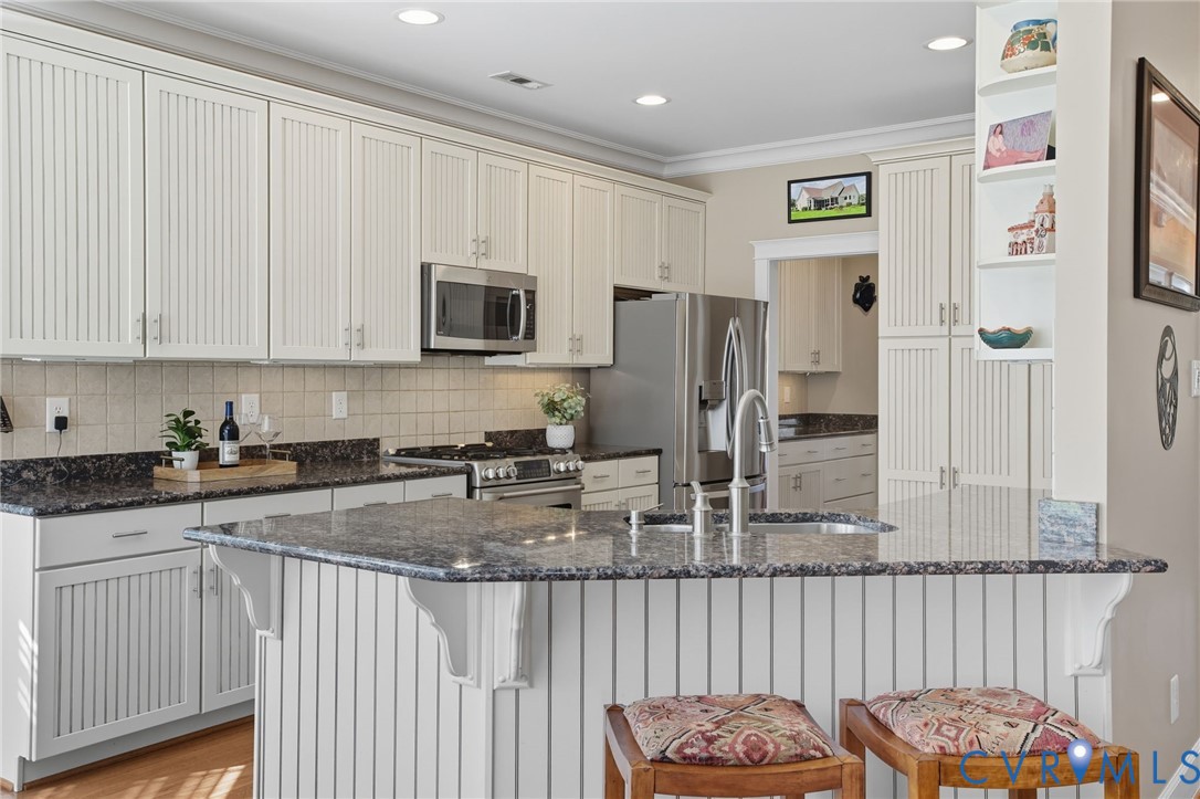 15201 Heron Pointe Way