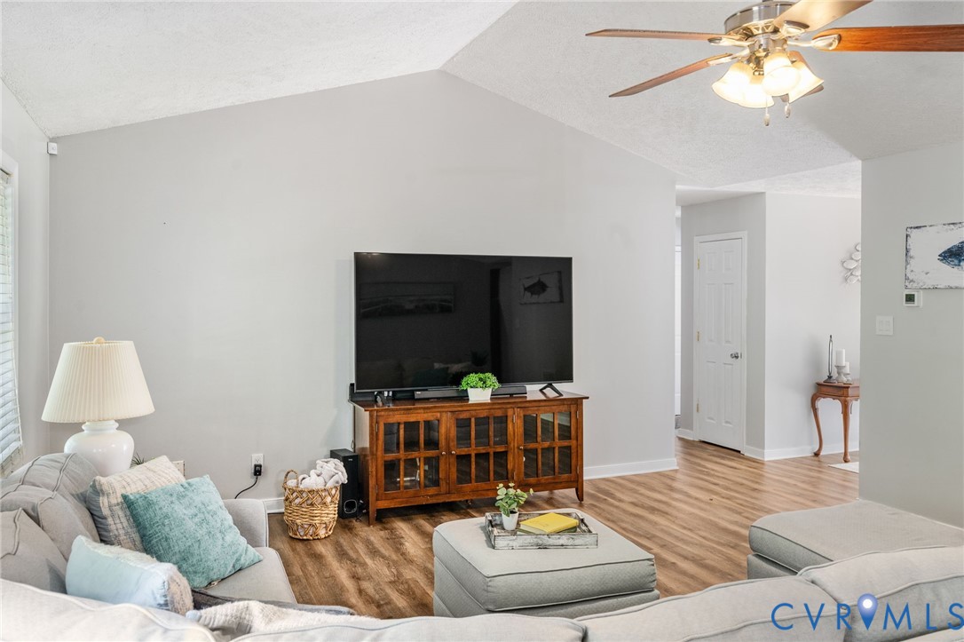 244 Parkwood Dr