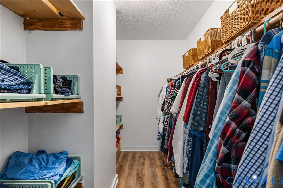 244 Parkwood Dr