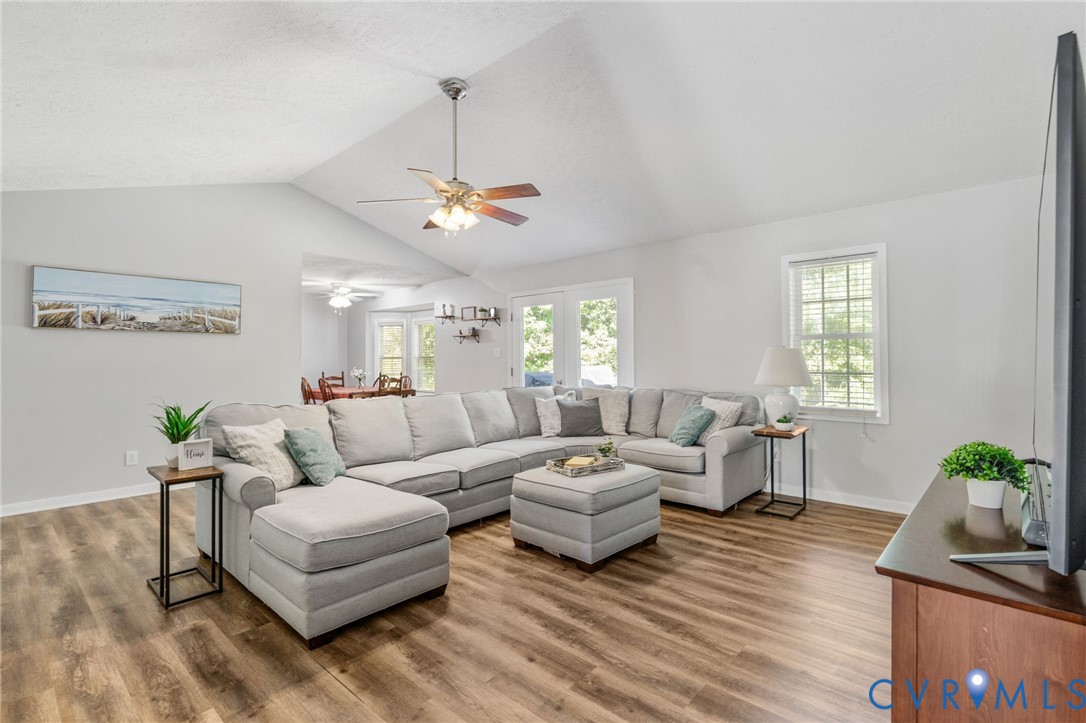 244 Parkwood Dr