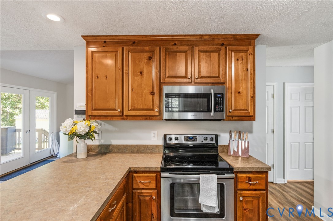 244 Parkwood Dr
