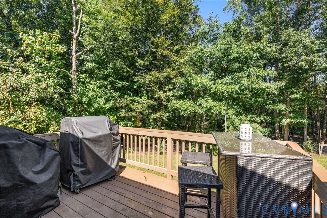 244 Parkwood Dr