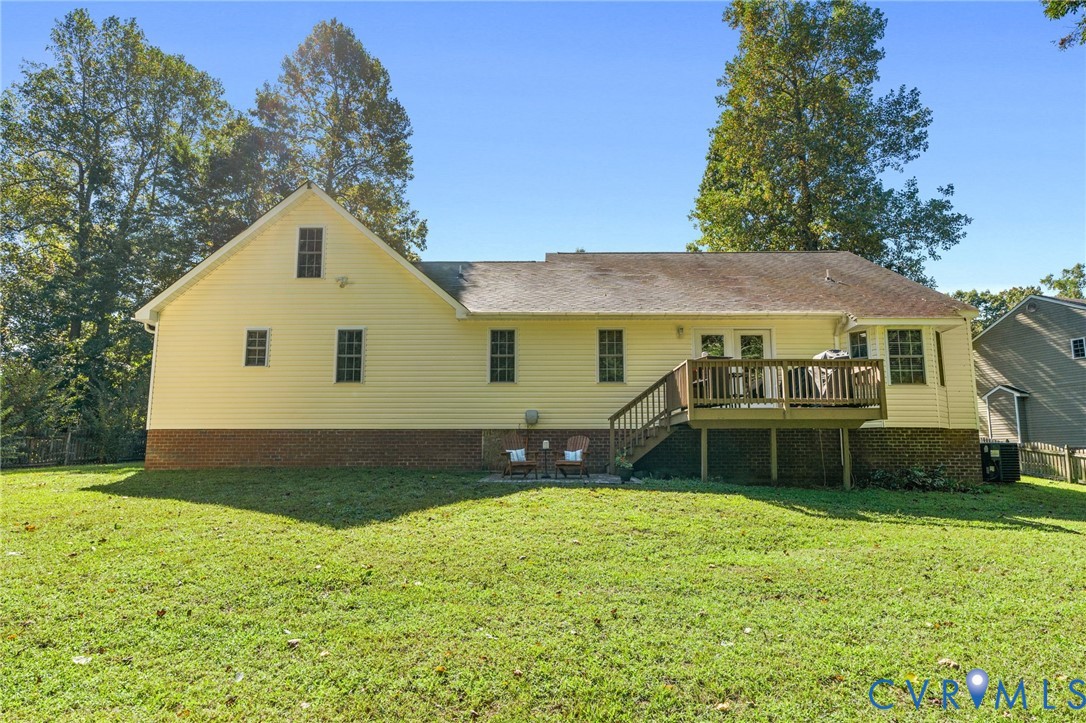 244 Parkwood Dr