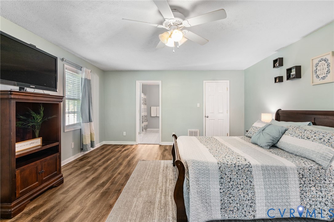 244 Parkwood Dr