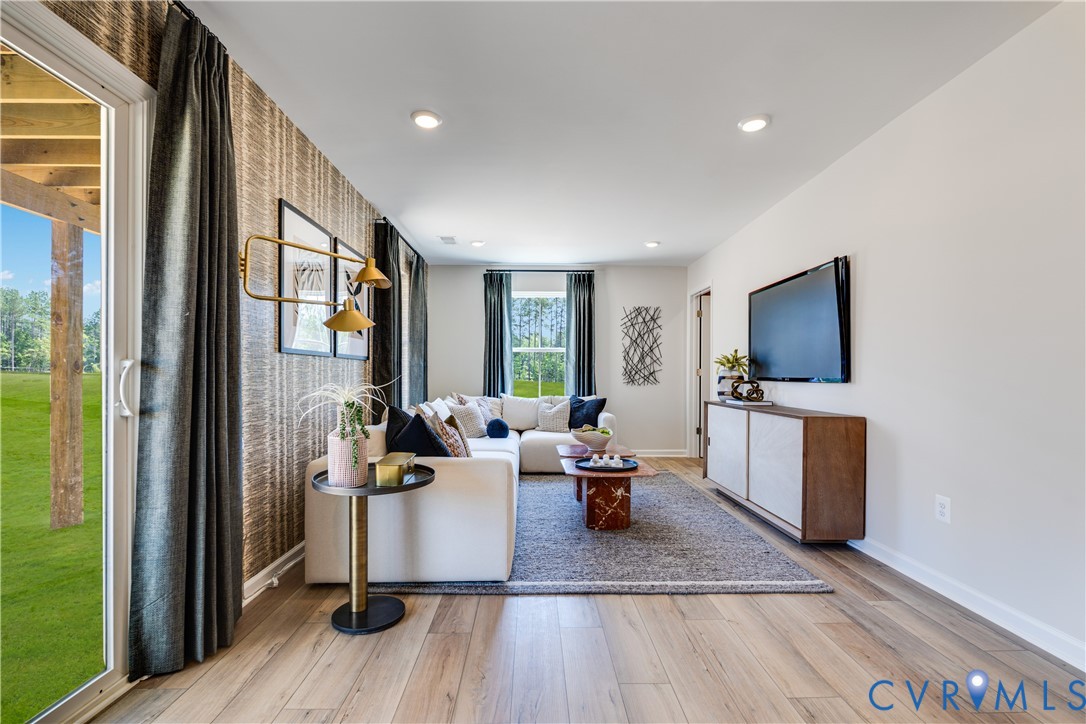 8816 Pioneer Hill Dr