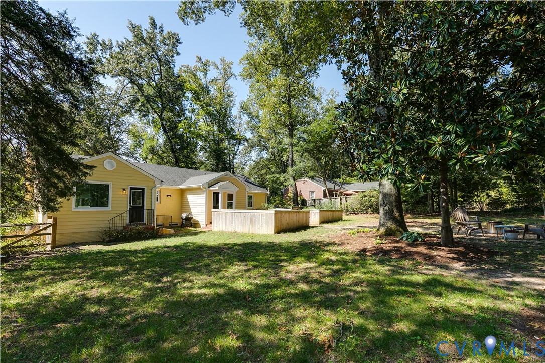 8354 W Weyburn