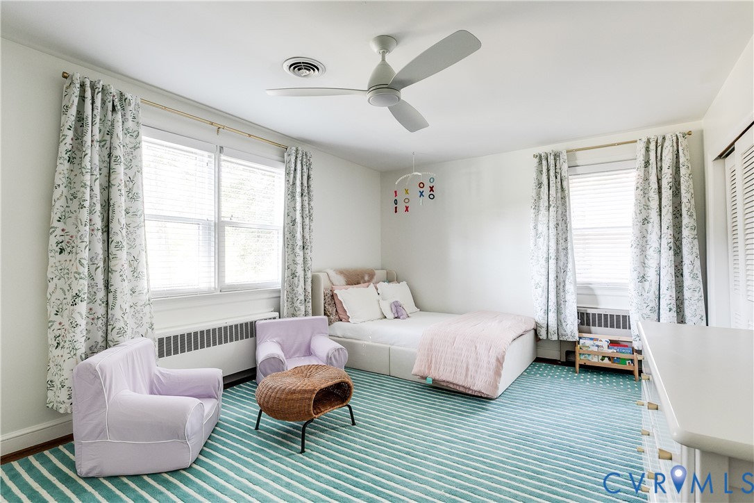 8354 W Weyburn