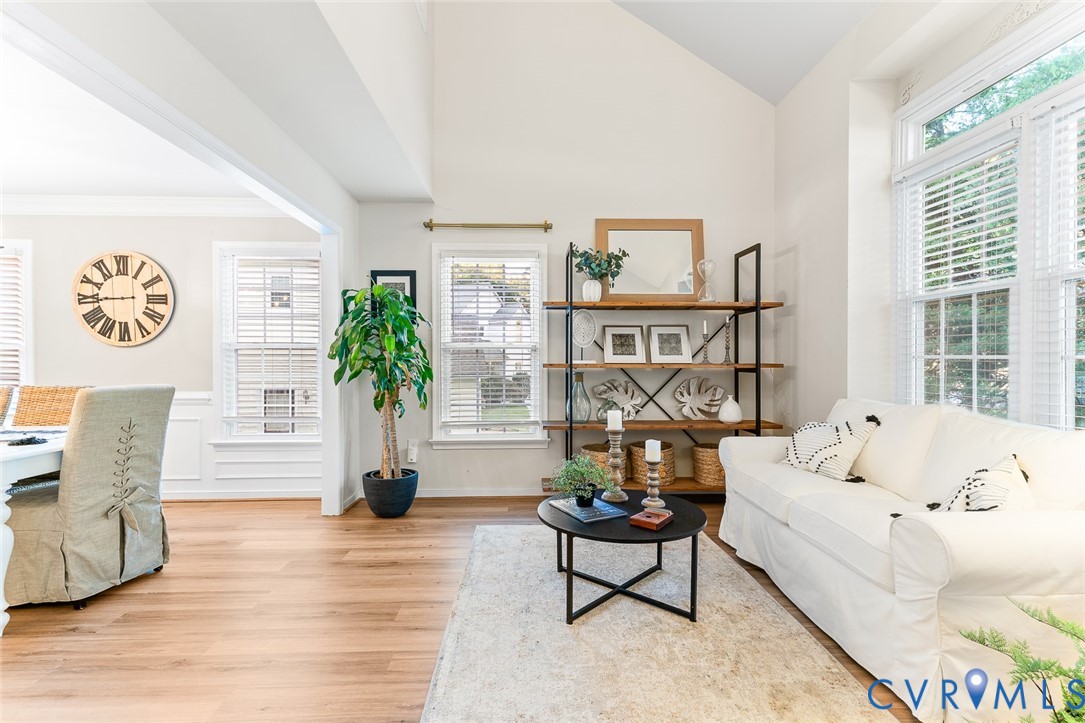 5502 Windy Ridge Ter