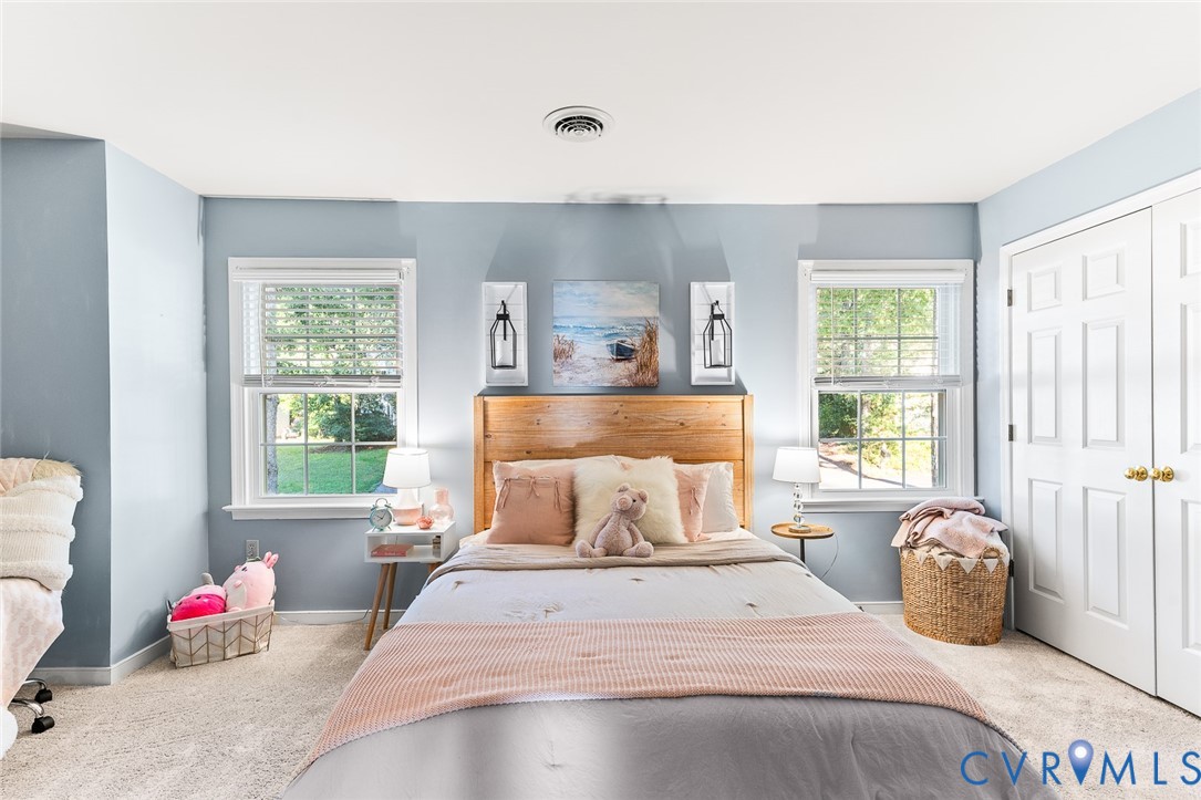 5502 Windy Ridge Ter