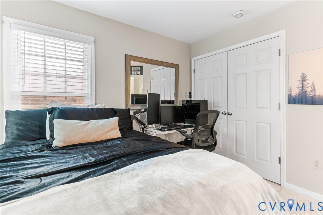 5502 Windy Ridge Ter