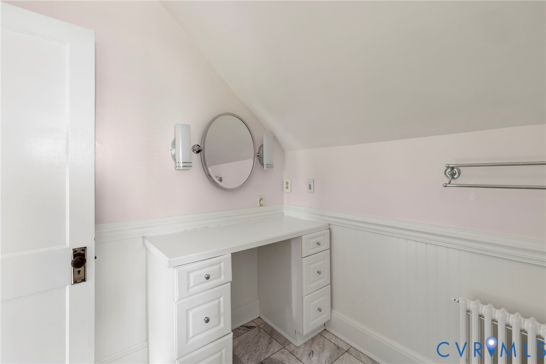 4615 Leonard Pky