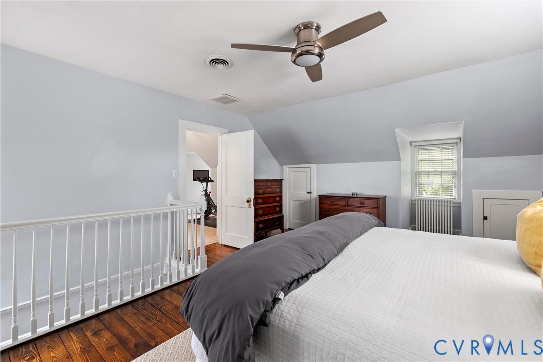 4615 Leonard Pky