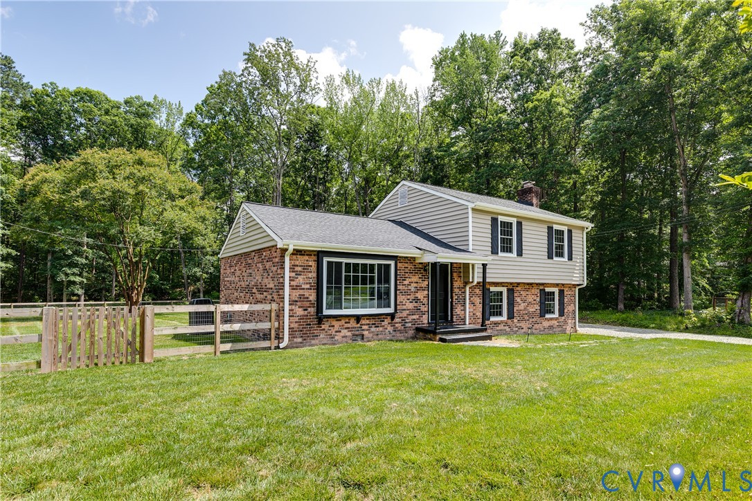 407 Briarwood Cir