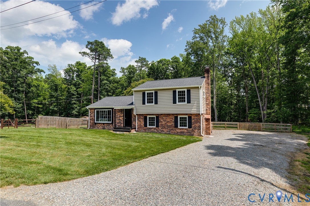 407 Briarwood Cir