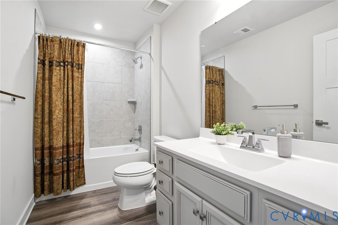 8707 Kingsland Park Dr